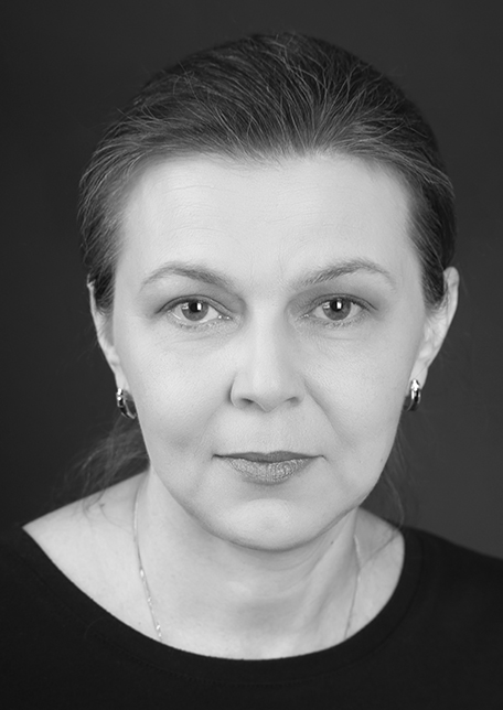 Oleksandra Yena  акторка  of Lesya Ukrainka National Academic Drama Theatre