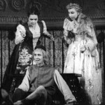 АДРИАНА (слева)
«Комедия ошибок» В. Шекспира
В сцене заняты: О. Борисов, О. Смирнова.
1959 г.