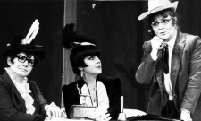 Г-ЖА АРСИЧ (справа)
«ОБЭЖ» Б. Нушича. 
В сцене заняты (слева направо):
Г. Будылина, Н. Батурина.
1985 г.
