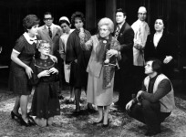 ГАННИБАЛ (справа)
«Странная миссис Сэвидж» Д.Патрика. 1968 год.
Сцена из спектакля.