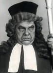 ДОН ГУСМАН, судья
«Женитьба Фигаро» П.О.Бомарше. 1947 г.