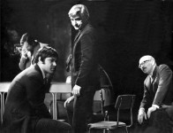 САПСАКАЕВ (справа)
«Человек со стороны» И.Дворецкого. 1971 г.
Сцена из спектакля.
