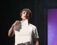 у виставі Будівничий Сольнес 